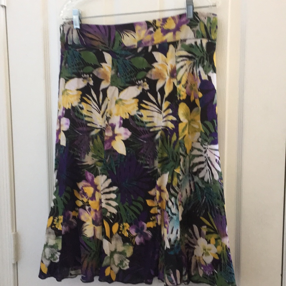 FINAL MARKDOWN Ladies Laura Scott skirt large